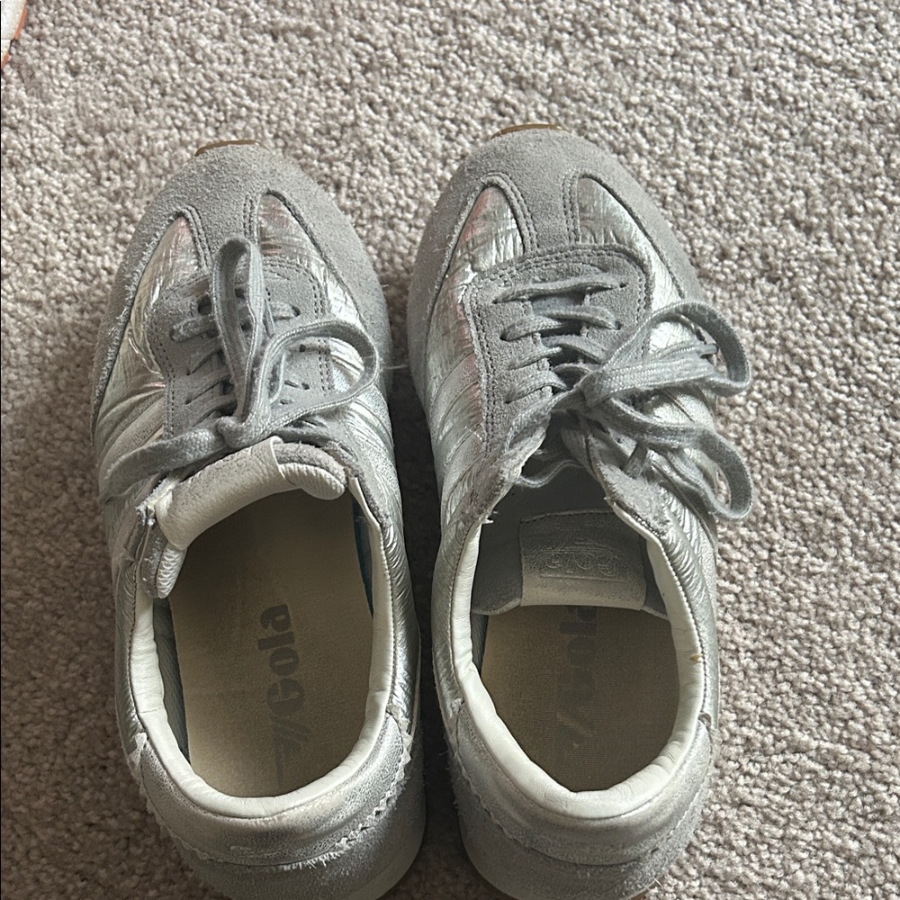 Gola Light Gray Lace-Up Sneakers. Great condition